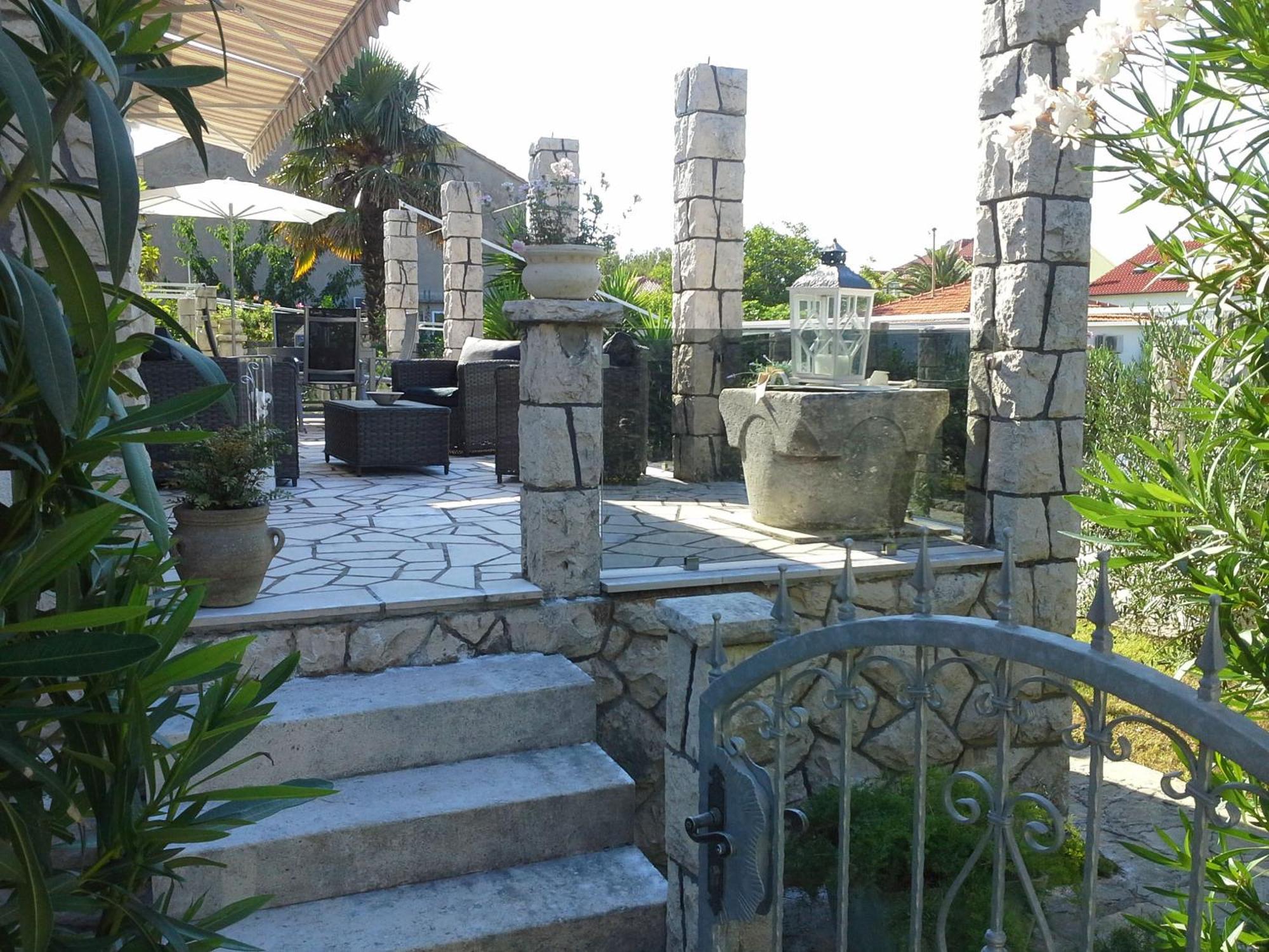 Villa Sarah Supetar Exterior foto